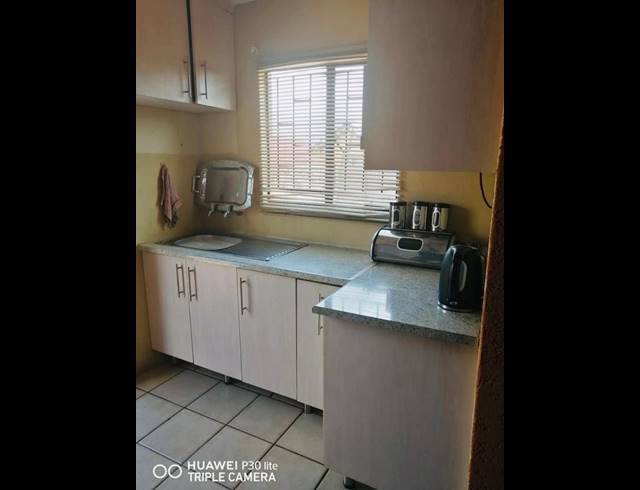 2 BEDROOM HOUSE FOR SALE IN SOSHANGUVE EAST